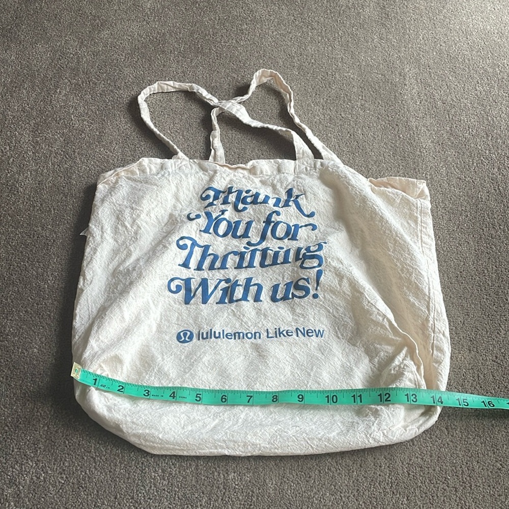 FREE WITH PURCHASE Lululemon tote